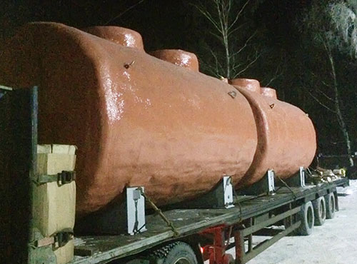 Equipment for use under extreme climatic conditions