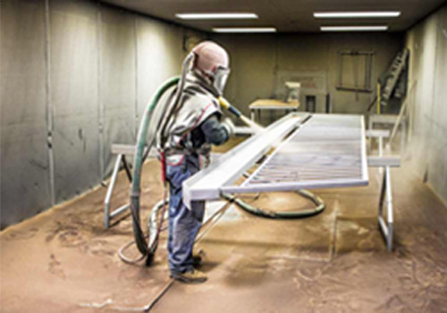 abrazivostruynaya-obrabotka-metallokonstrukciy